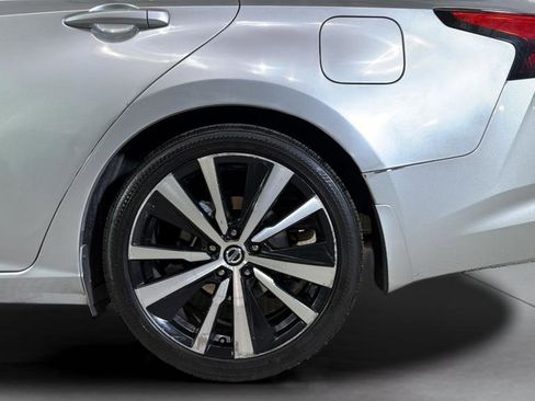 Used 2020 Nissan Altima 2.5 SR w/ Premium Package FWD image 37