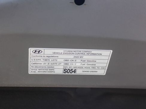 Used 2022 Hyundai Santa Fe Limited w/ Cargo Package FWD image 36