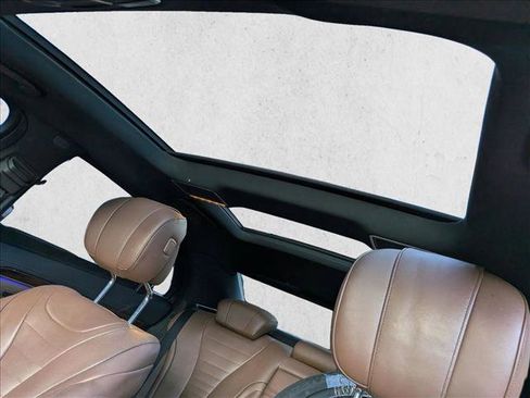 Used 2019 Mercedes-Benz S 560 4MATIC Sedan image 14