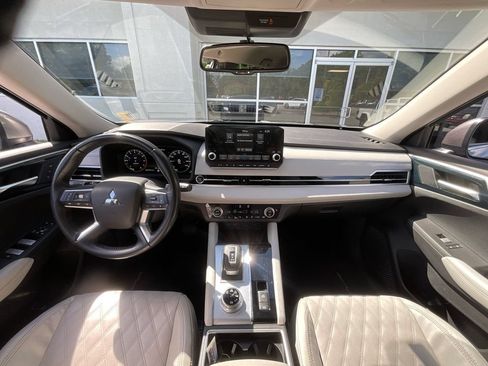 Used 2022 Mitsubishi Outlander SEL AWD/4WD image 18
