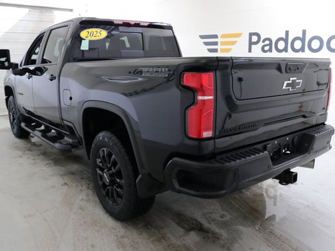 Used 2025 Chevrolet Silverado 2500 LT w/ Trail Boss Package image 7