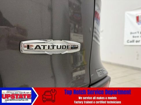 Used 2020 Jeep Cherokee Latitude Plus w/ Cold Weather Group image 14