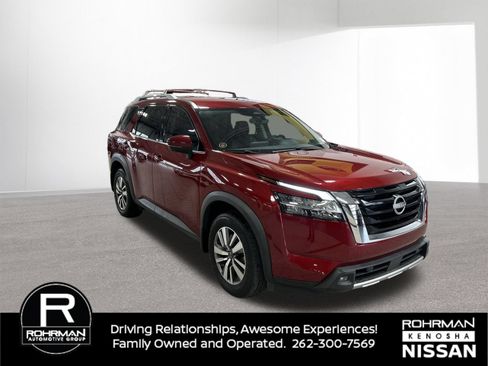 Certified 2023 Nissan Pathfinder SL AWD/4WD image 12