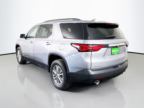 Used 2023 Chevrolet Traverse LT FWD image 7