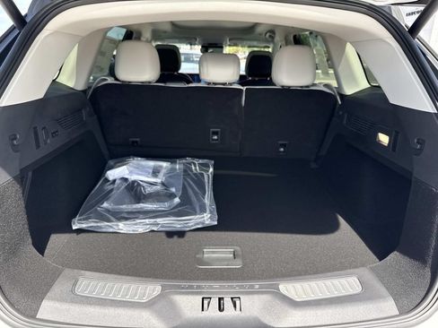 New 2026 Lincoln Nautilus Premier w/ Equipment Group 102A AWD/4WD image 11