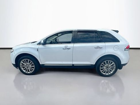 Used 2015 Lincoln MKX AWD w/ Equipment Group 102A image 9