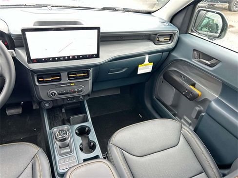 New 2025 Ford Maverick Tremor image 16