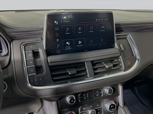 Used 2024 GMC Yukon XL SLT w/ SLT Luxury Package image 15