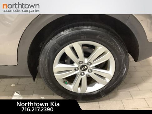 Certified 2018 Kia Sportage LX image 17