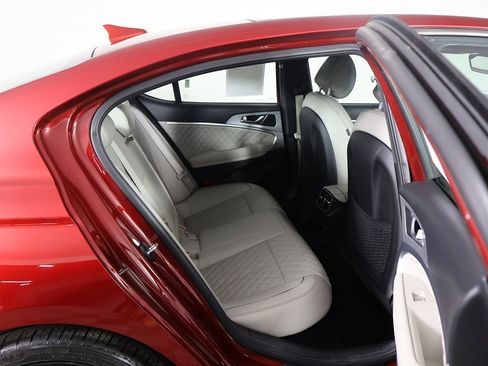 Used 2023 Genesis G70 3.3T w/ Sport Prestige Package image 34