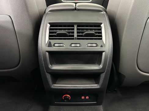 Used 2024 BMW X5 xDrive40i w/ Parking Assistance Package image 35