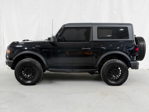 Used 2021 Ford Bronco 2-Door AWD/4WD image 2