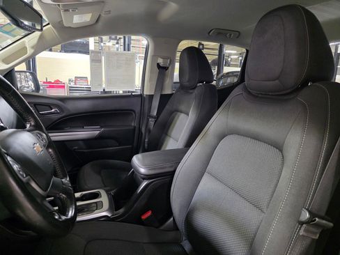 Used 2022 Chevrolet Colorado LT image 25