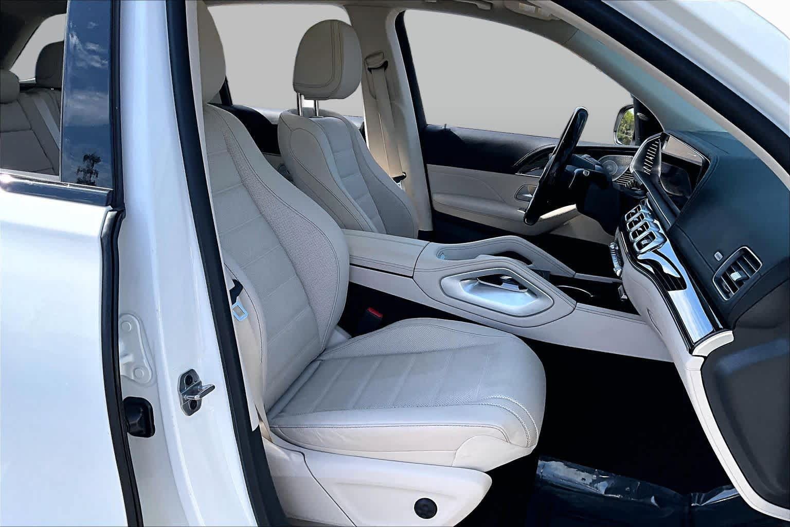Used 2024 Mercedes-Benz GLE 450e 4MATIC image 8