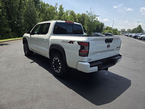 Used 2024 Nissan Frontier PRO-4X w/ Technology Package AWD/4WD image 6