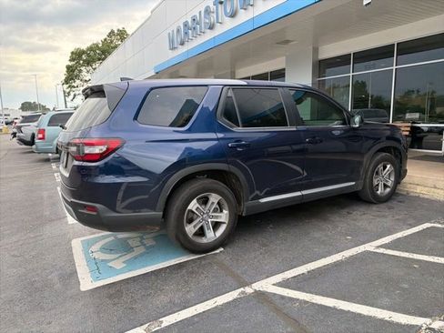Used 2025 Honda Pilot EX-L image 6