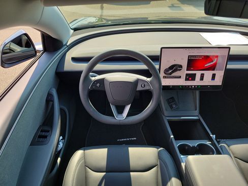 Used 2026 Tesla Model 3 RWD image 10