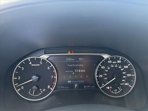 Used 2025 Nissan Altima 2.5 SR FWD image 12
