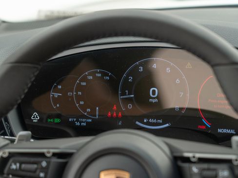 New 2026 Porsche Cayenne Coupe image 32