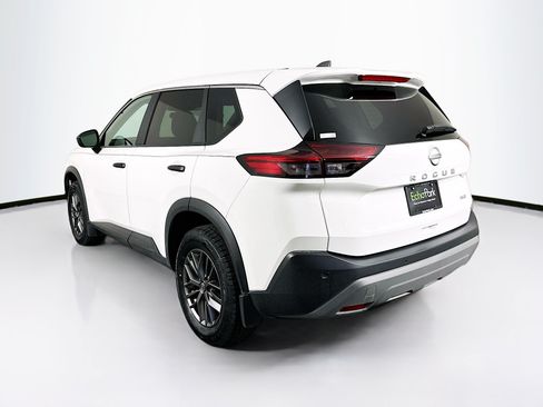 Used 2023 Nissan Rogue S AWD/4WD image 5