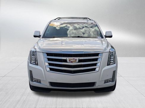 Used 2020 Cadillac Escalade Premium Luxury AWD/4WD image 9