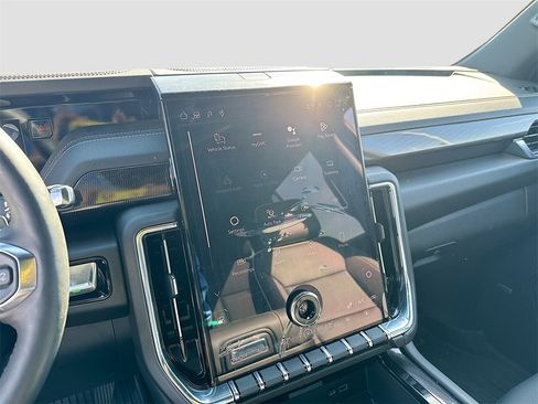 Used 2026 GMC Yukon Elevation w/ LPO, Floor Liner Package image 15