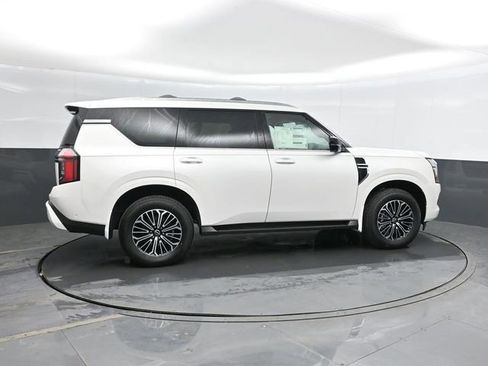 New 2026 Nissan Armada SL w/ Captain's Chari Seat Package image 3