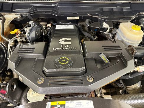 Used 2018 RAM 2500 Laramie AWD/4WD image 90