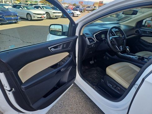 Used 2016 Ford Edge SEL w/ Equipment Group 201A image 8