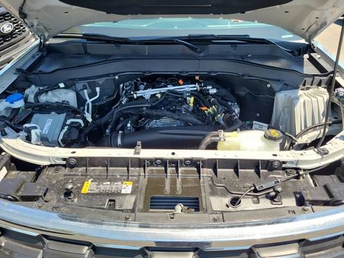 Used 2026 Ford Explorer Active RWD image 24
