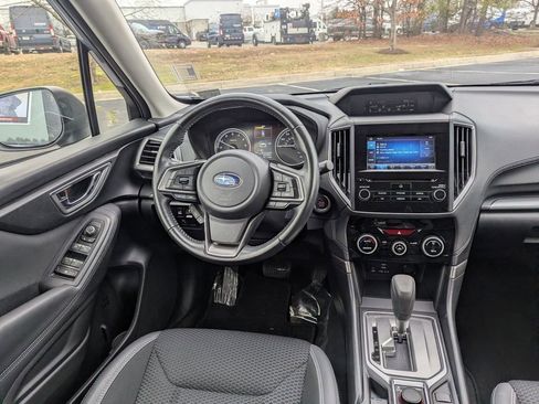 Used 2019 Subaru Forester Premium image 11