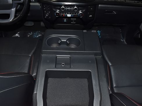 Used 2023 Ford F250 Lariat w/ Sport Appearance Package AWD/4WD image 23
