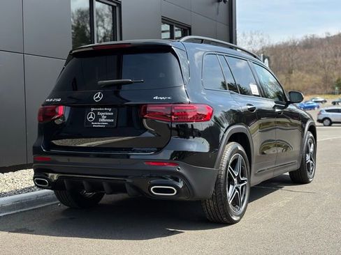Used 2026 Mercedes-Benz GLB 250 4MATIC image 7