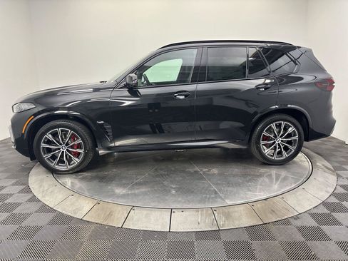 New 2026 BMW X5 xDrive40i w/ M Sport Package AWD/4WD image 16