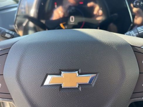 New 2026 Chevrolet Trax LT w/ Sunroof Package image 35