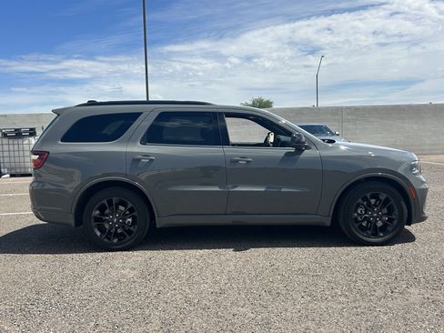 Used 2024 Dodge Durango GT w/ Blacktop Package RWD image 6