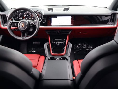 New 2026 Porsche Cayenne AWD/4WD image 21