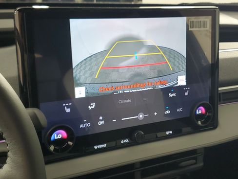 New 2026 Subaru Solterra Premium image 18