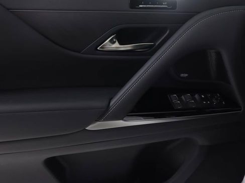 New 2026 Lexus LX 700h Luxury image 11