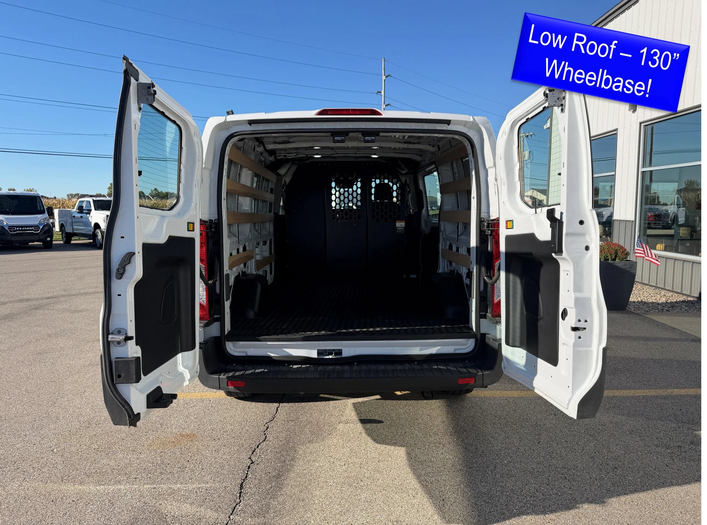 Used 2025 Ford Transit 250 Low Roof w/ Exterior Upgrade Package RWD image 4