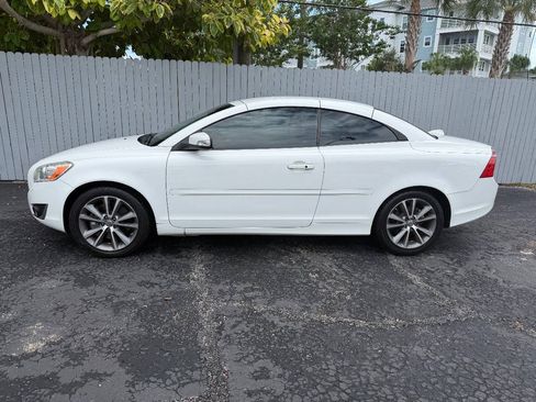 Used 2013 Volvo C70 T5 FWD image 16