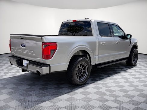 Used 2025 Ford F150 XLT w/ Equipment Group 302A MID RWD image 9