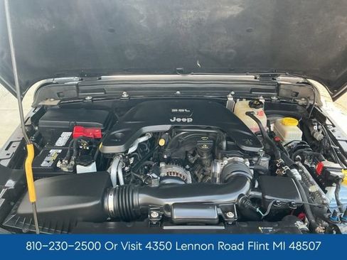Used 2020 Jeep Wrangler Unlimited Sahara AWD/4WD image 24