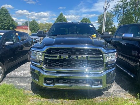 Used 2022 RAM 2500 Tradesman AWD/4WD image 2