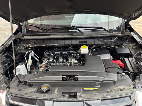 Used 2025 Nissan Pathfinder SV image 35