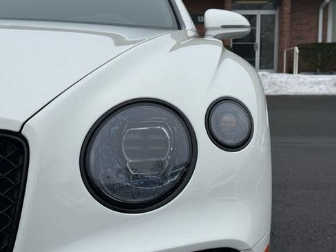 Used 2021 Bentley Continental GT image 15