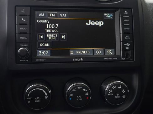 Used 2014 Jeep Patriot Limited w/ Sun/Sound Group image 35