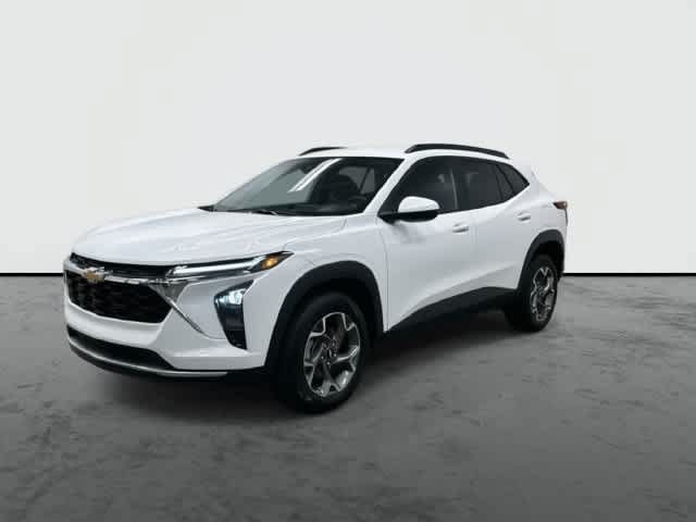 Used 2025 Chevrolet Trax LT w/ LT Convenience Package FWD image 8