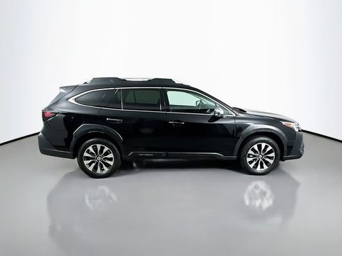 Used 2024 Subaru Outback Touring AWD/4WD image 4