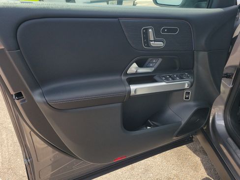 Certified 2026 Mercedes-Benz GLB 250 image 19